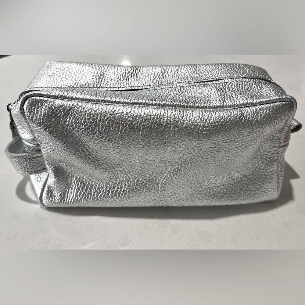 Jeff’s Barbershop 💈 Leather Dopp Kit Bag